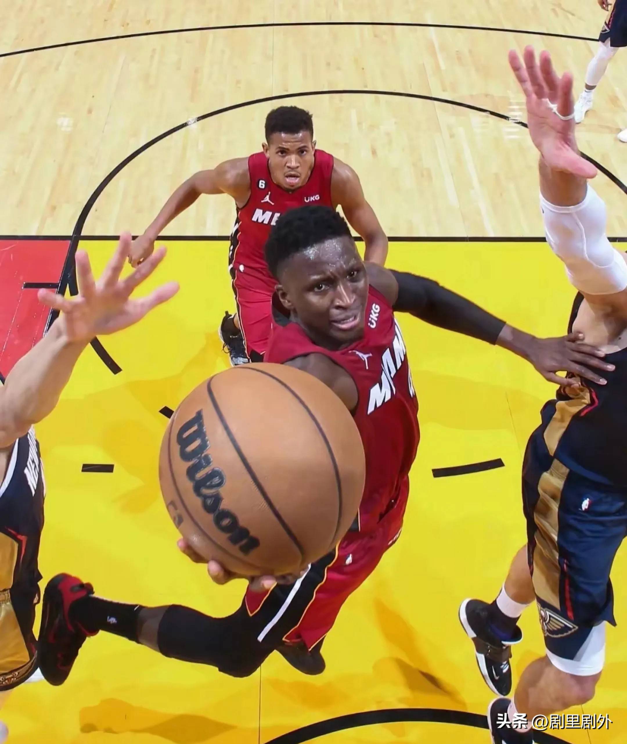 开云体育平台APP-活塞队防守端亟需加强，才能赢得胜利