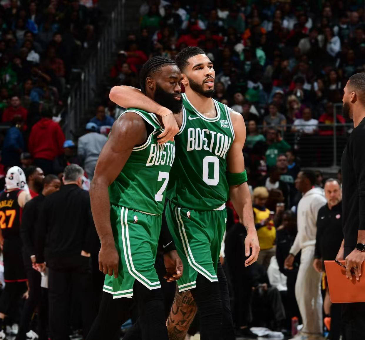 包含凯尔特人锋线爆发,助球队迎来五连胜的词条 包含凯尔特人锋线爆发,助球队迎来五连胜的词条