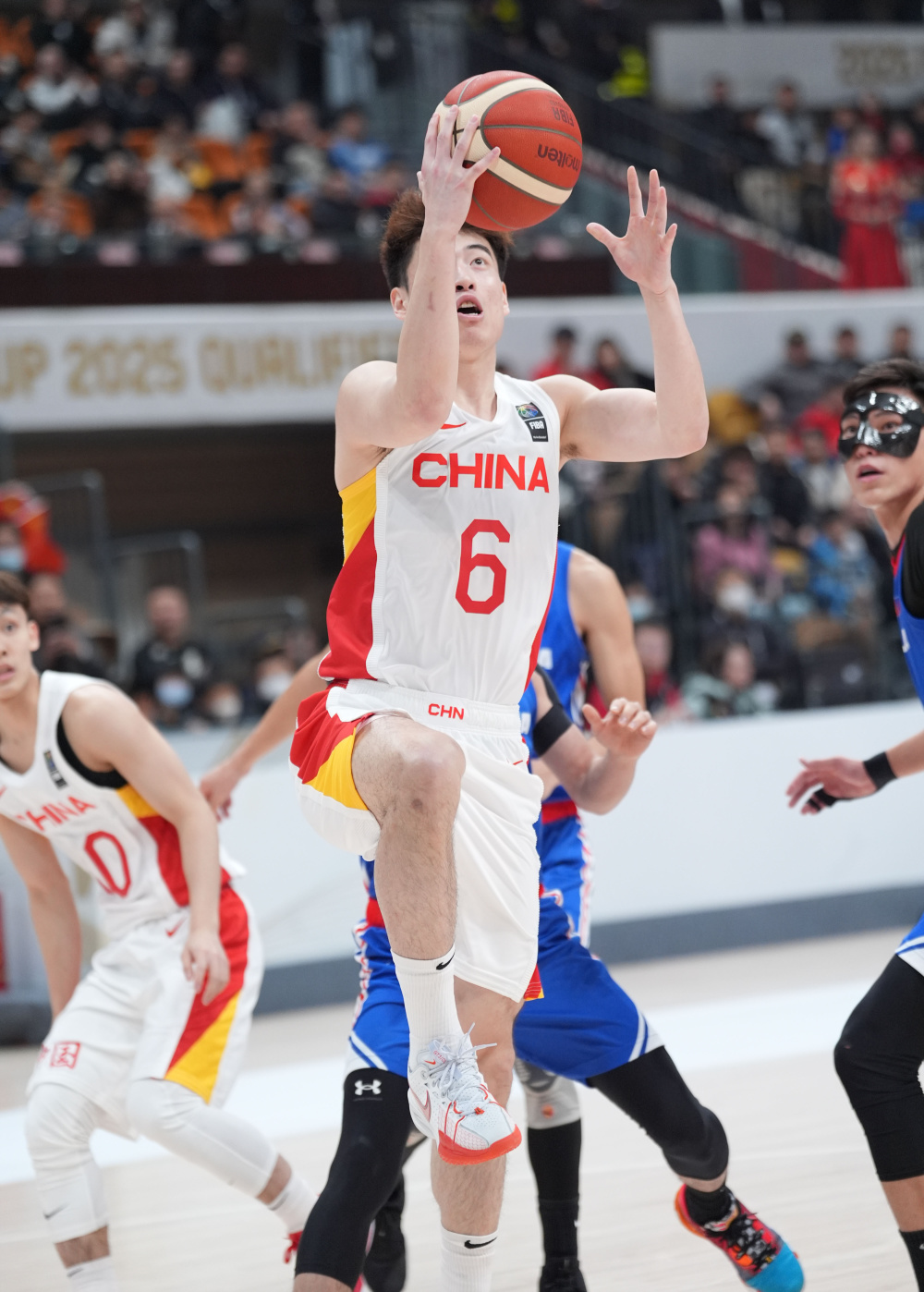 亚洲杯篮球三连胜叱咤风云赢得阵阵喝彩的简单介绍