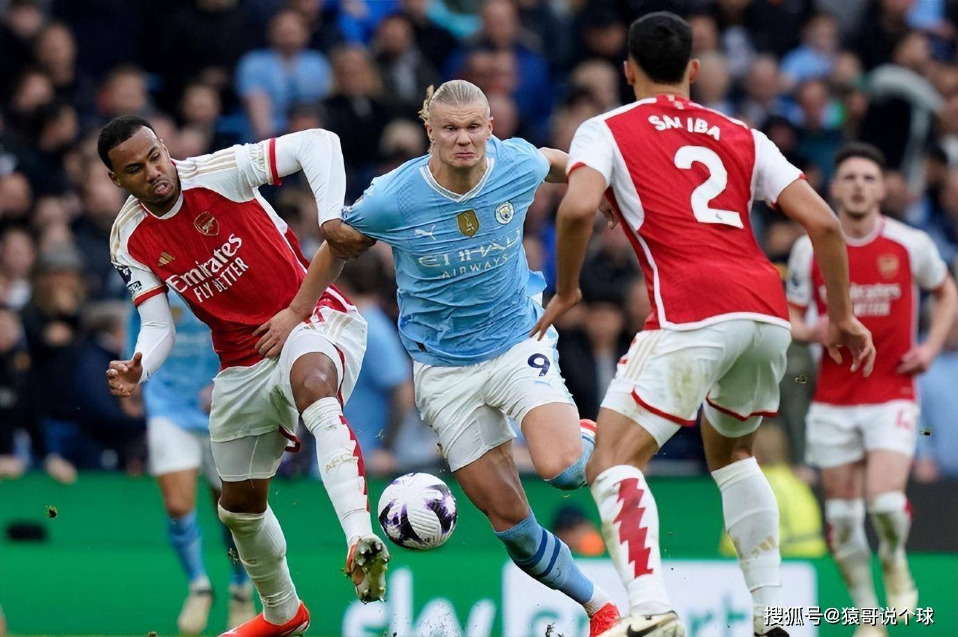 关于曼城扩大领先优势，英超联赛形势一片大好的信息