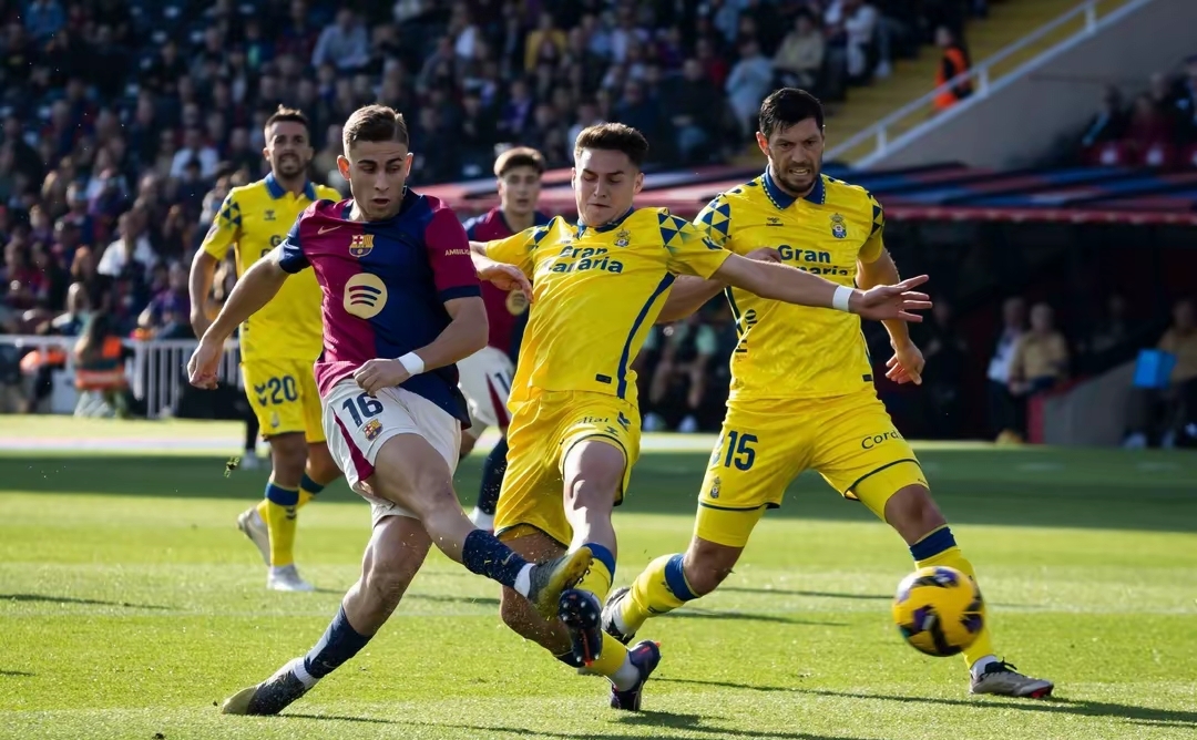 拉斯帕尔马斯主场告捷，提升斗志的简单介绍