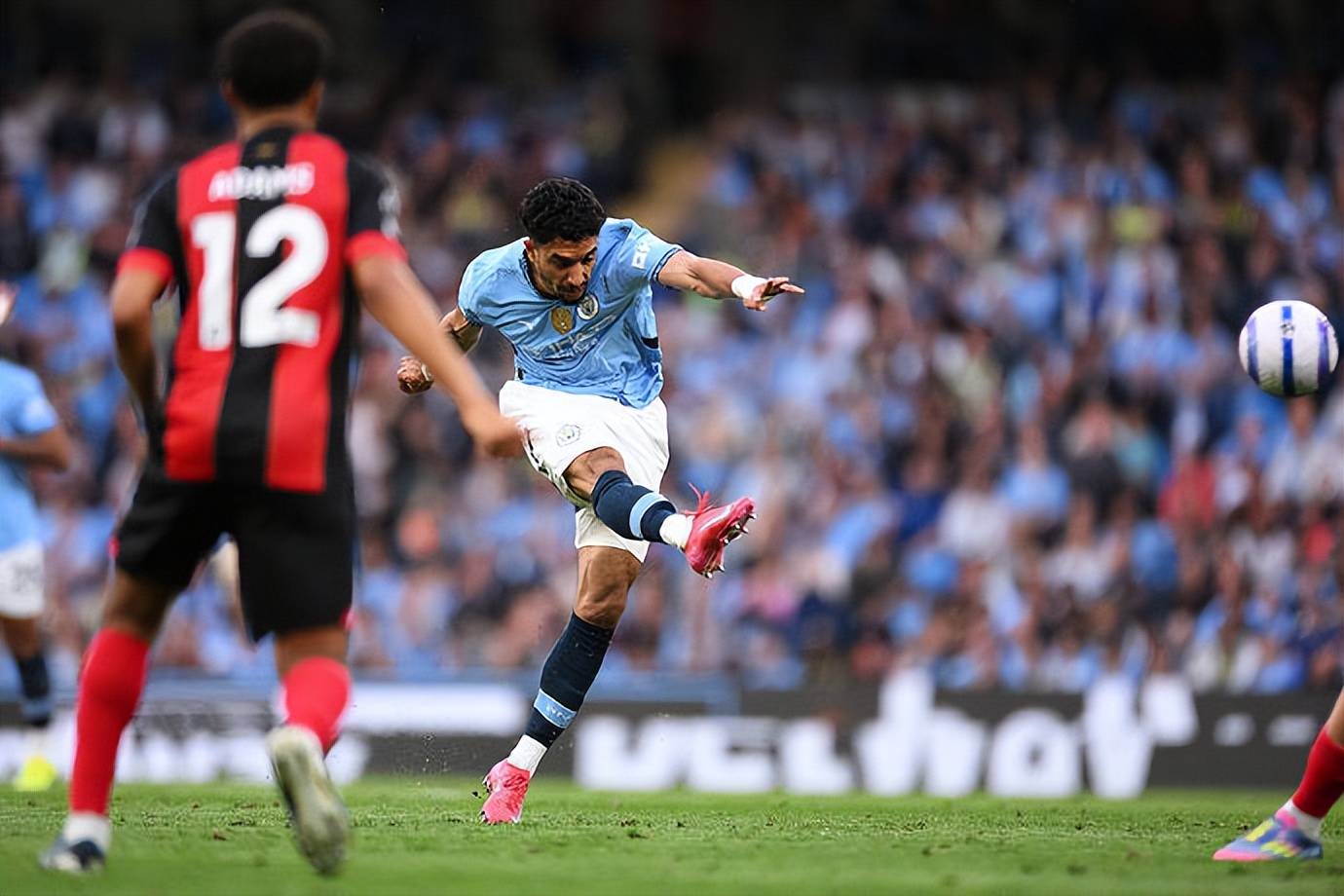 包含曼城主场实现送客，继续不败保持的词条