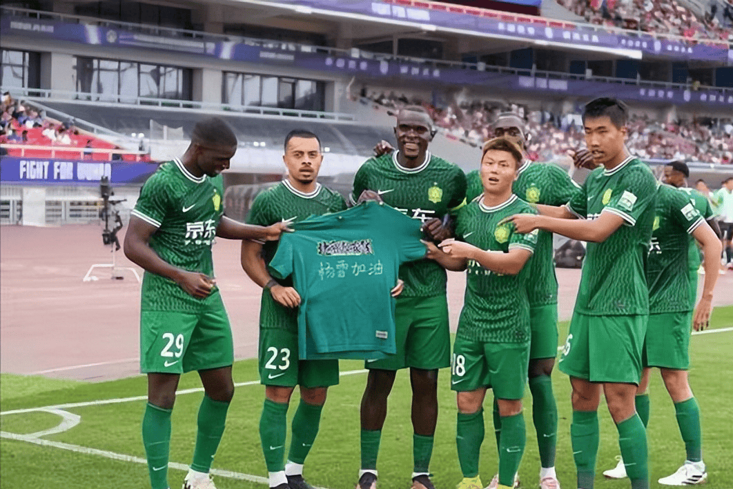 开云下载-南特逆转兰斯!主场球迷为球队加油的简单介绍