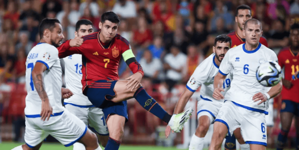 波黑队险胜奥地利,挺进淘汰赛 波黑队险胜奥地利,挺进淘汰赛