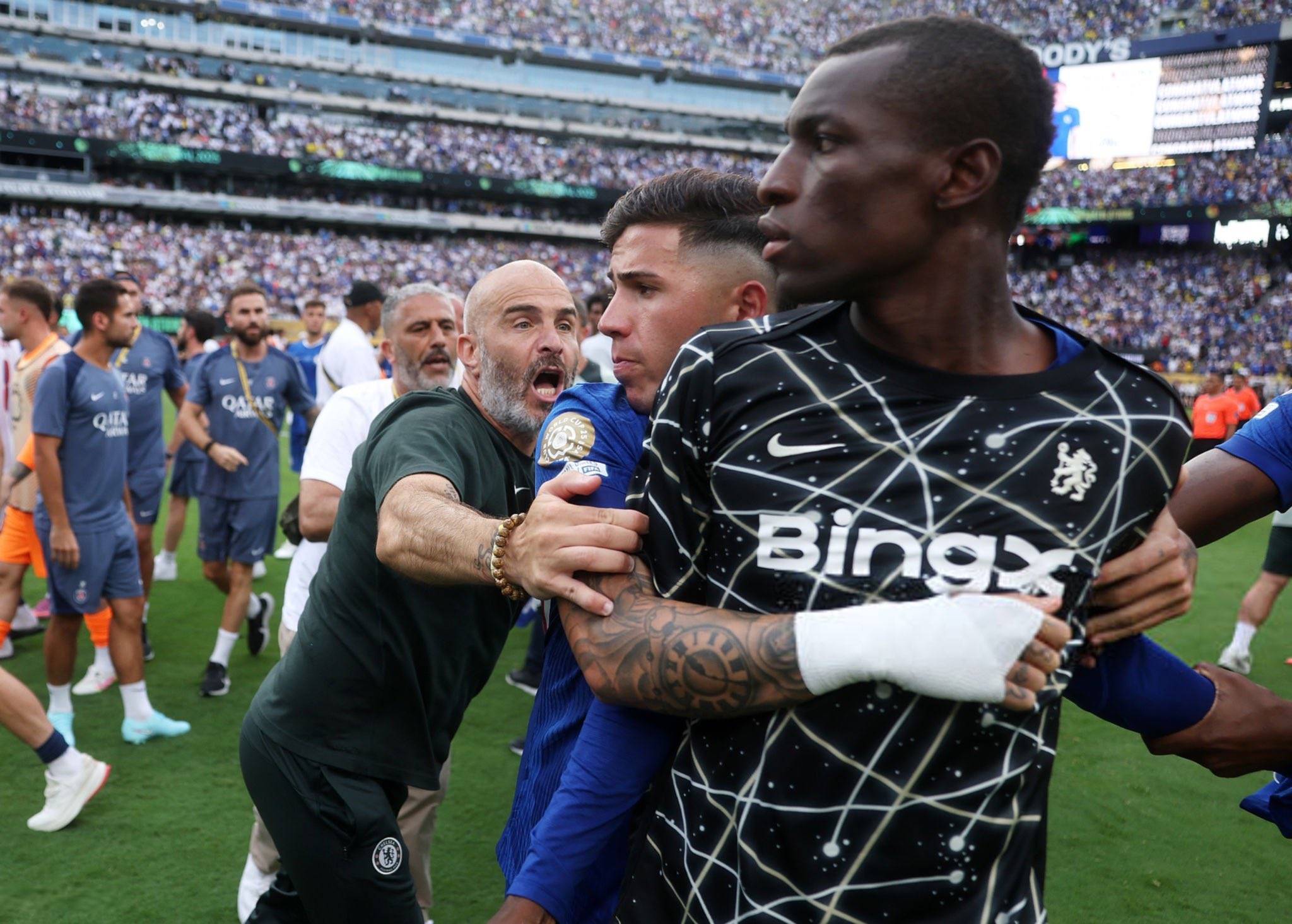 关于切尔西战平德国队，凯恩扑点救主意甲的信息