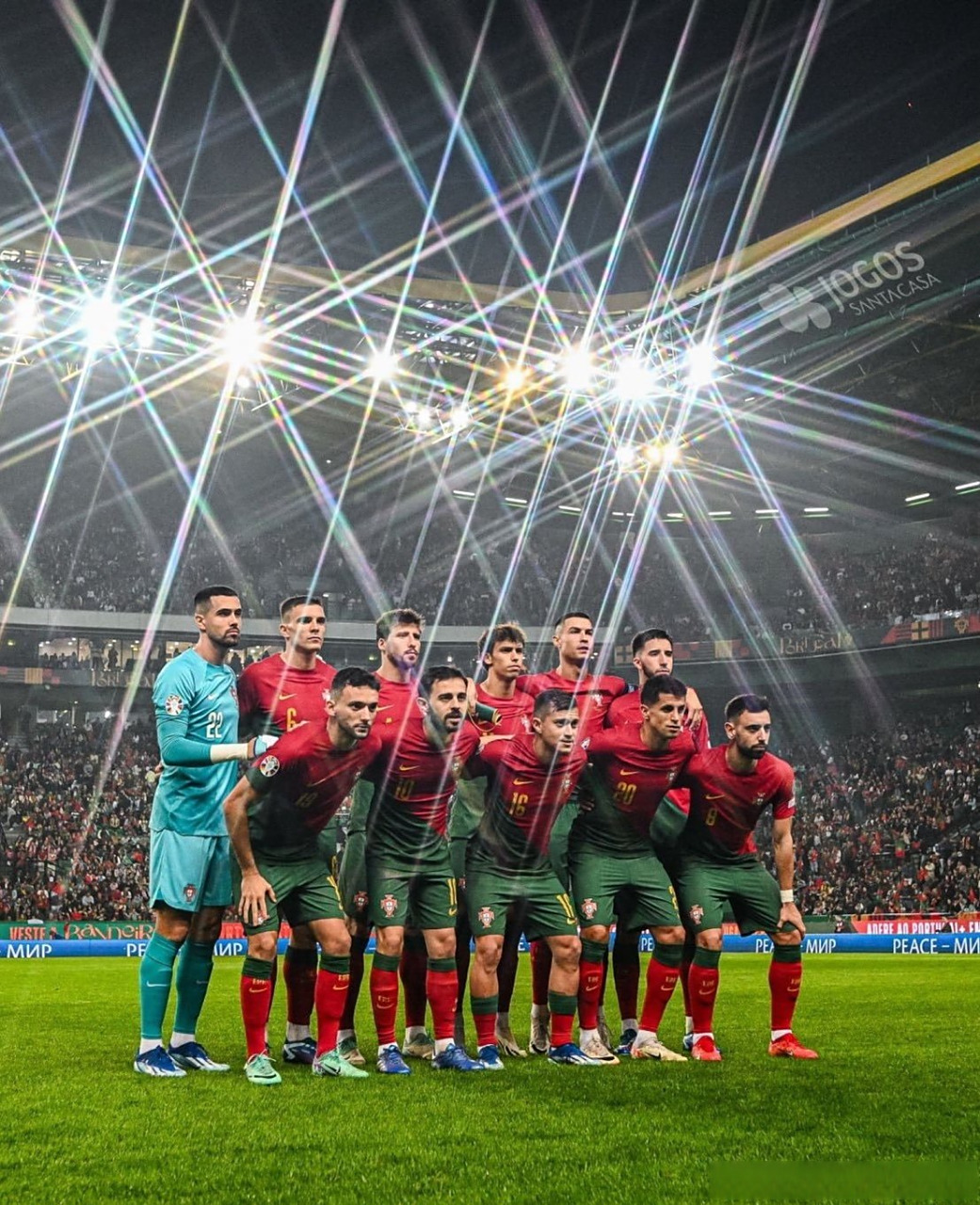 葡萄牙队在欧预赛中获得一场精彩胜利 葡萄牙队在欧预赛中获得一场精彩胜利