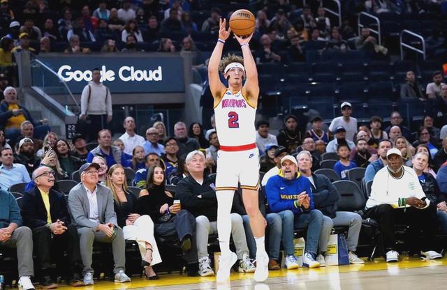 开云体育中国-勇士主场不敌鹈鹕,遭遇两连败的简单介绍