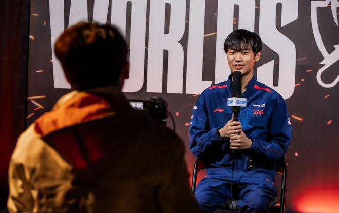 关于FPX横扫DRX,Knight2送出助攻的信息 关于FPX横扫DRX,Knight2送出助攻的信息