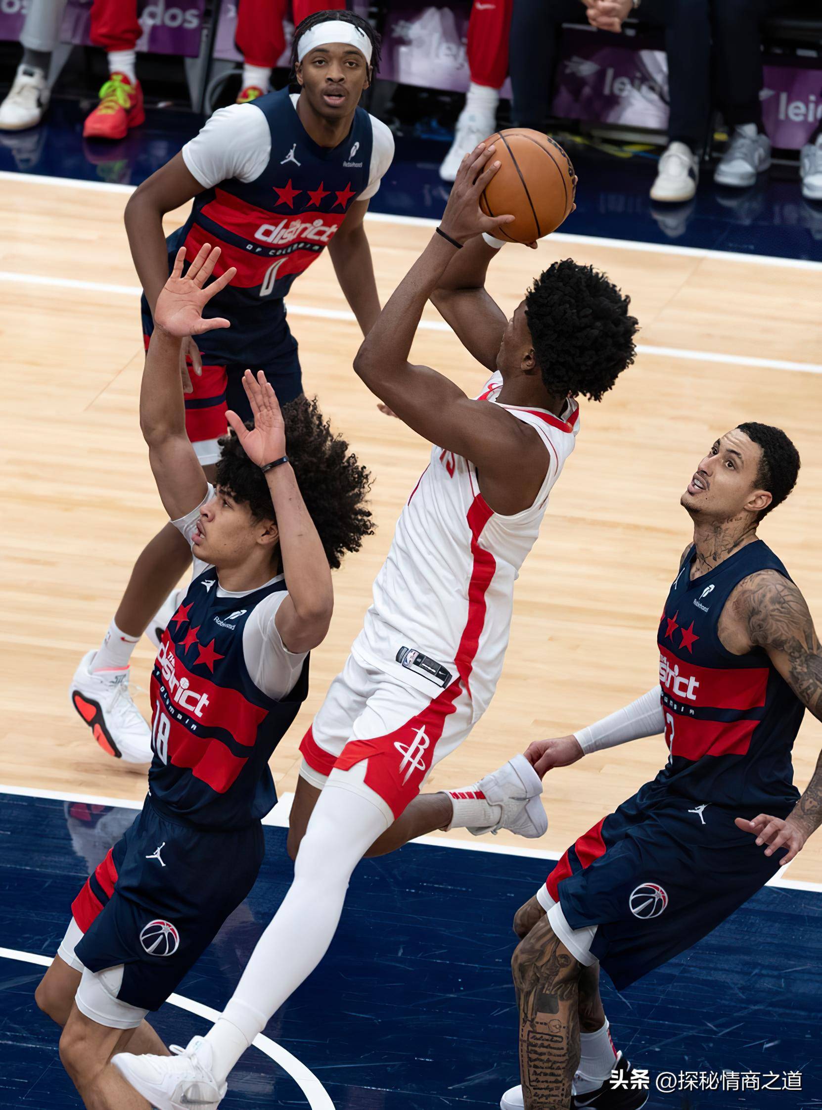 凯尔特人B队绝杀波兰男篮，保罗绝境逆转的简单介绍