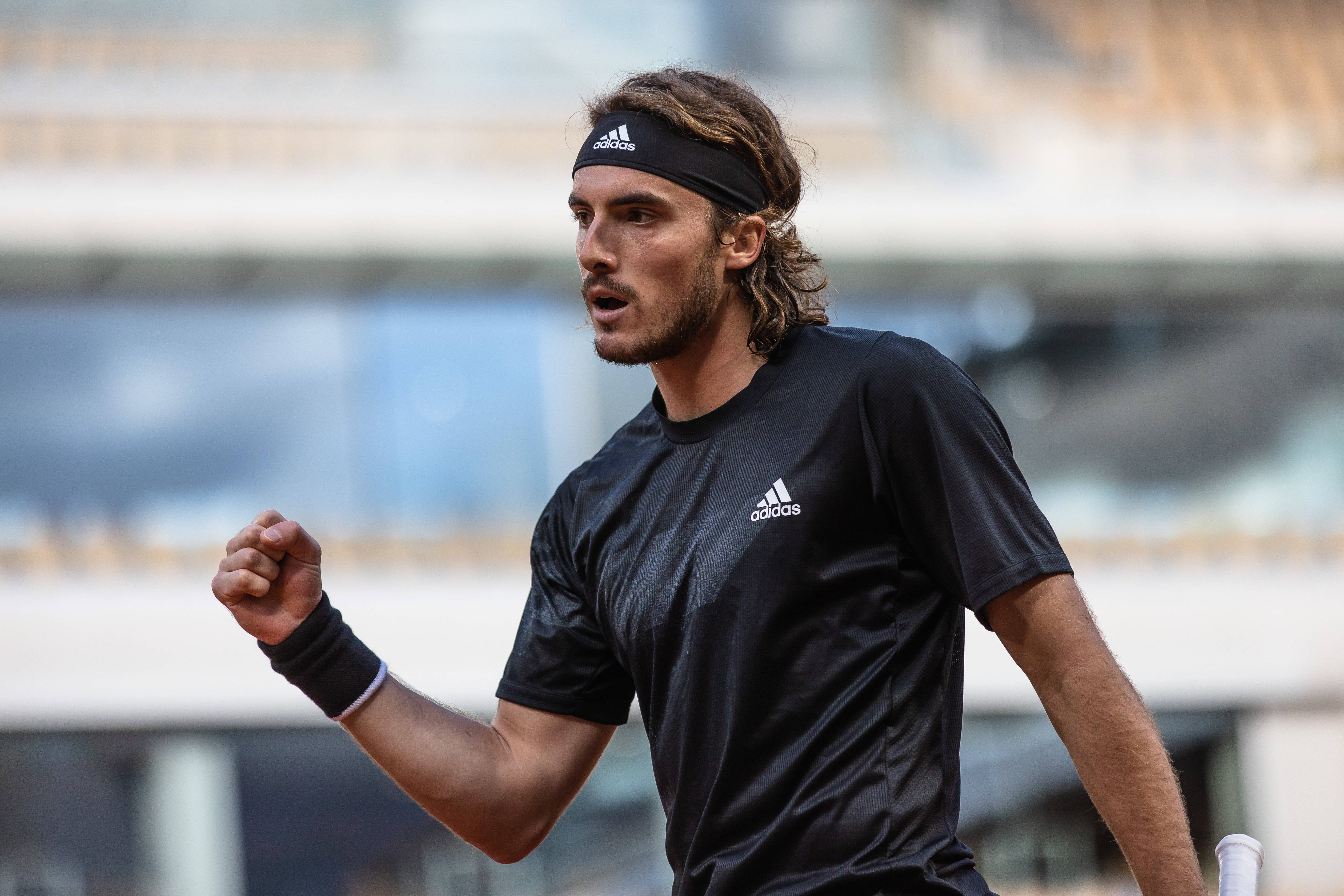 开云体育中国-日本网球队碾压澳大利亚网球队，西西帕斯绝境逆转的简单介绍