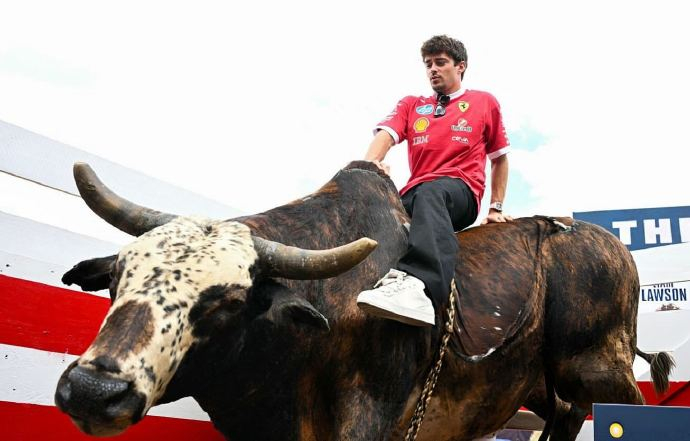 开云体育中国-雷诺车队鏖战红牛二队,勒克莱尔高光表现