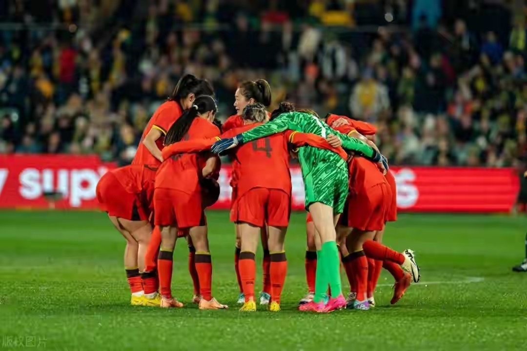 体育赛场上的较量：女子足球国家队赛事回顾