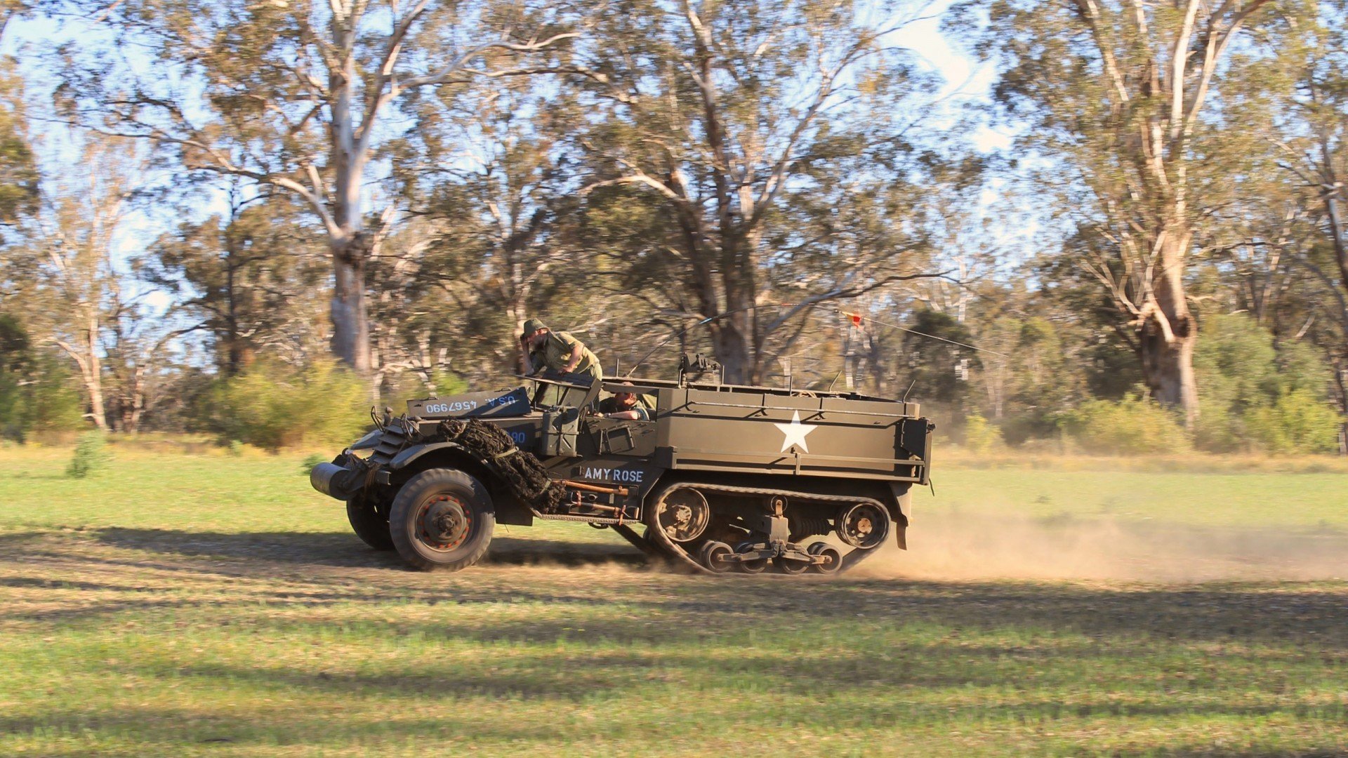 开云APP-教科书级扑救与团队风暴，丹麦门神拉亚如何导演对米兰的完胜