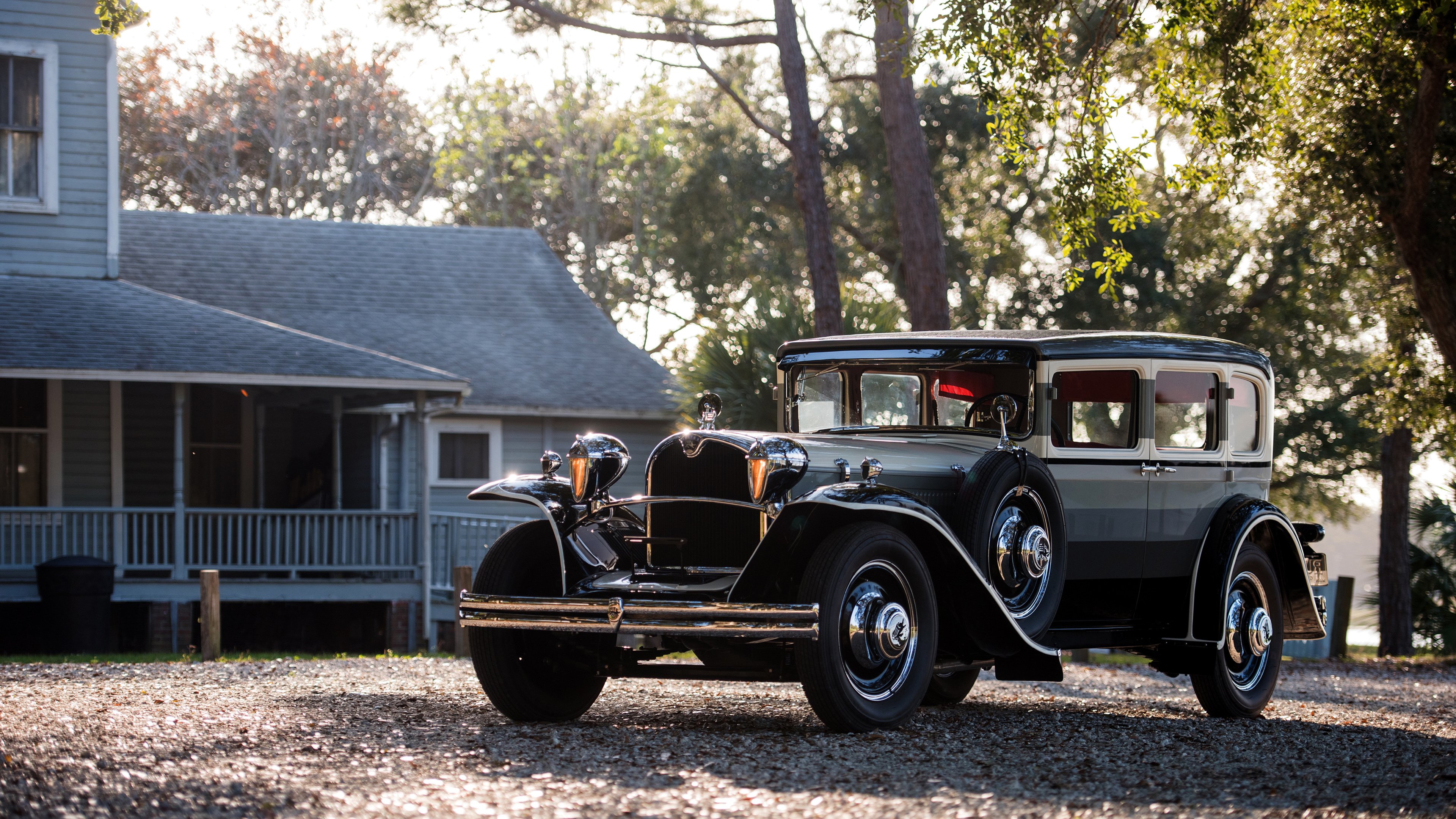 开云体育官网-绿茵赛道双星闪耀，丹麦碾压威尔士，基耶萨F1揭幕战称雄