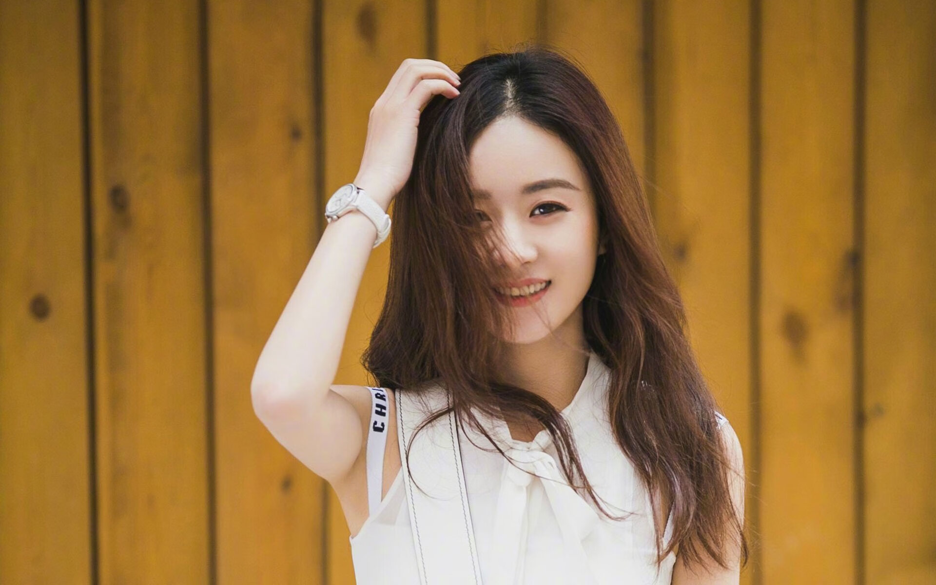 本泽马统治之夜，德甲争冠战的银河坠落与王者加冕