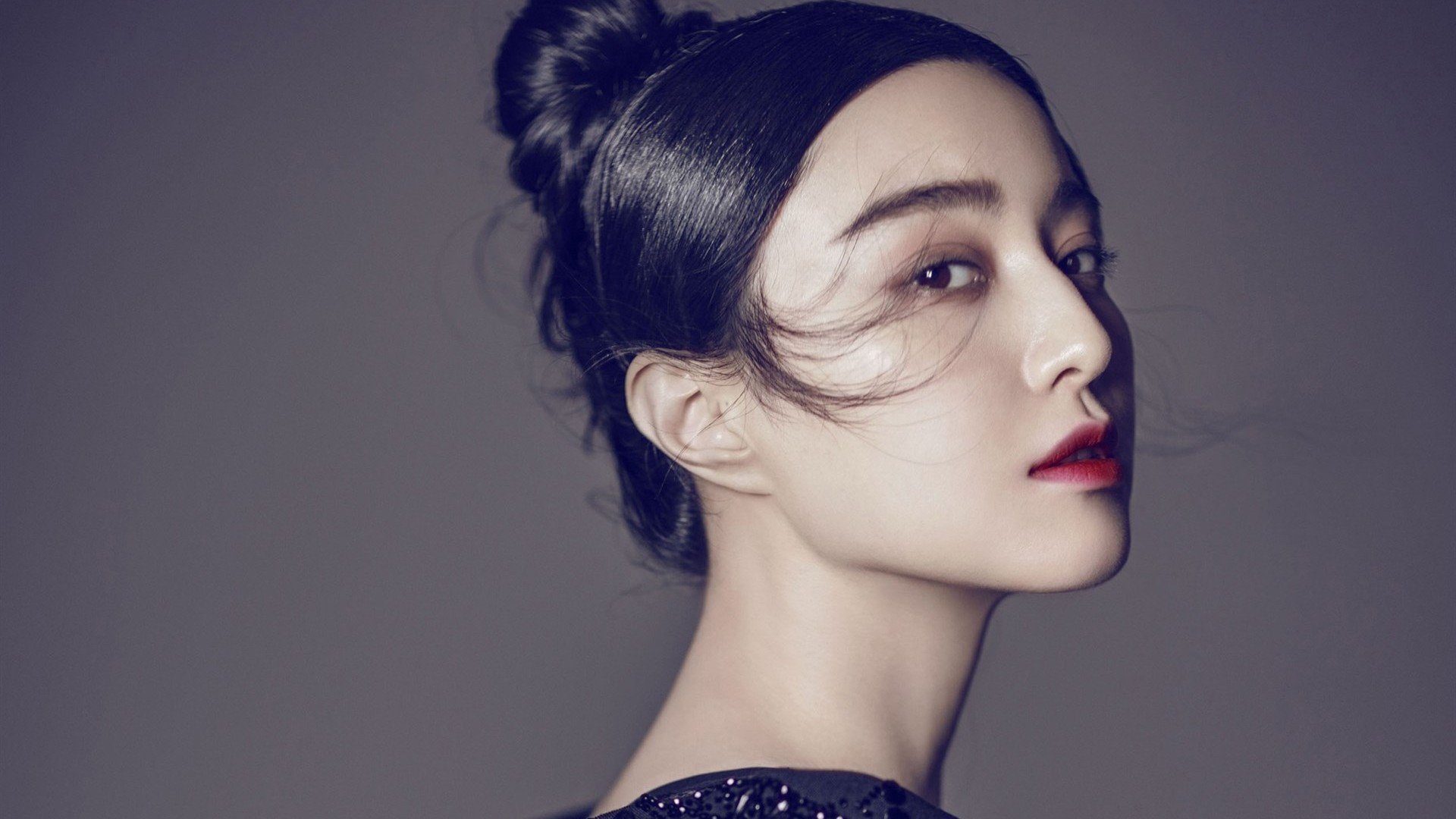 东决关键战焦点战，骑士逆袭掀翻雷霆，钢铁防线撕裂超级进攻