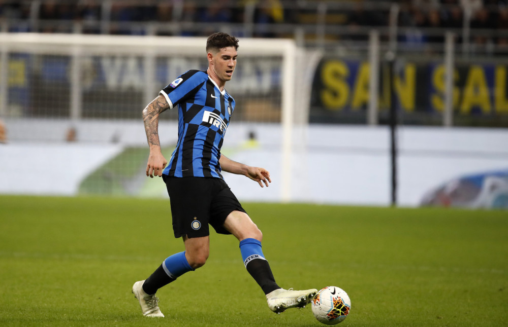 开云体育登录-英格兰强压乌拉圭，巴斯托尼在2026世界杯接管比赛