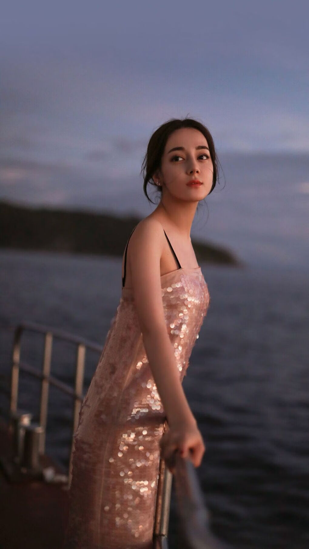 德甲争冠战之夜，克莱在黑暗中站成唯一的光